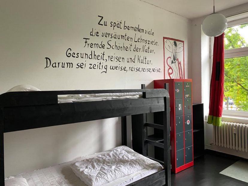 המבורג Instantsleep Backpackerhostel St Pauli מראה חיצוני תמונה